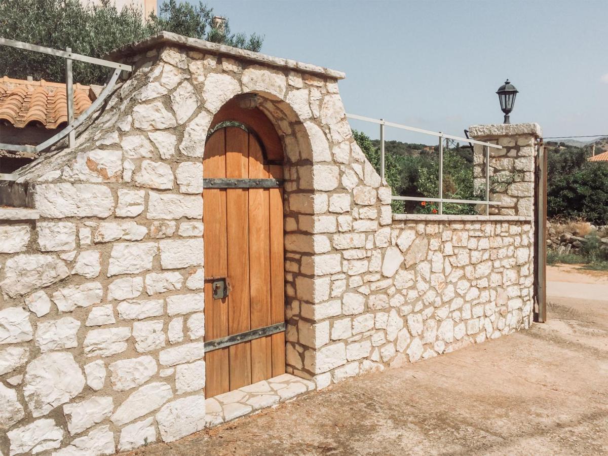 Agrilia Maison Razáta Esterno foto
