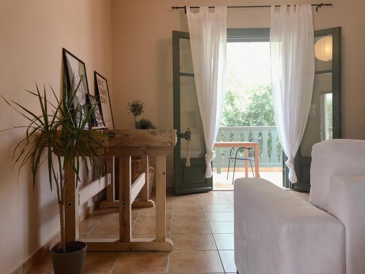 Agrilia Maison Razáta Esterno foto